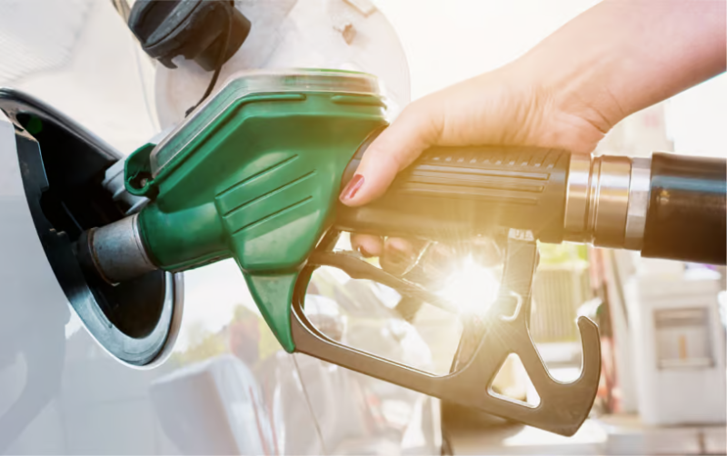 SHCP | Montos de estímulos fiscales aplicables al enajenamiento de gasolinas en la región fronteriza con Estados Unidos del 18 al 24 de octubre del 2025.