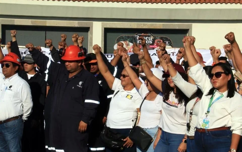 Afirman que este mes pagarán a contratistas de Pemex