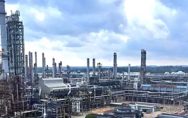 Aun con aumento en diciembre, producción de petroquímicos de Pemex va a la baja