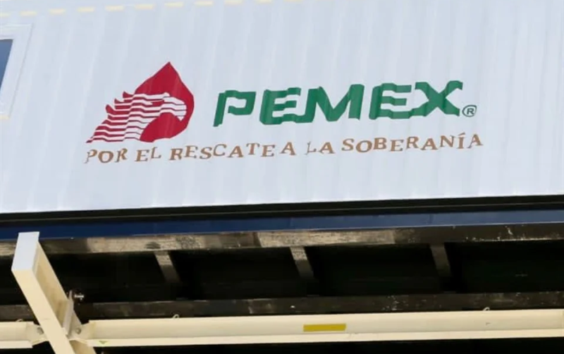 Autorizan a Pemex comprar terminal de almacenamiento