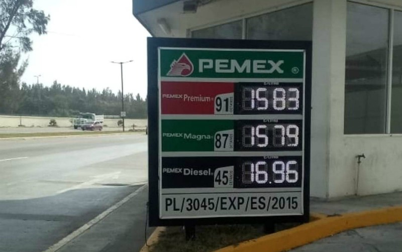 Baja precio de la gasolina en varios estados del país; se vende hasta en 15.83 pesos