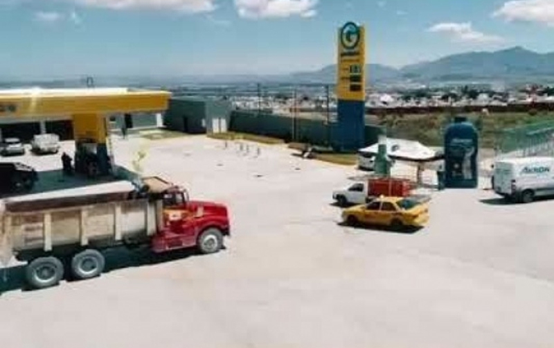 Construye la segunda gasolinera Good Price