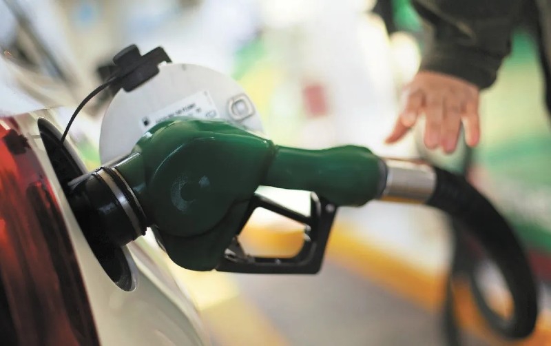 CRE otorga 43 nuevos permisos para estaciones de servicio gasolinero