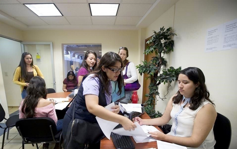 Dan 3 meses a empresas para eliminar outsourcing