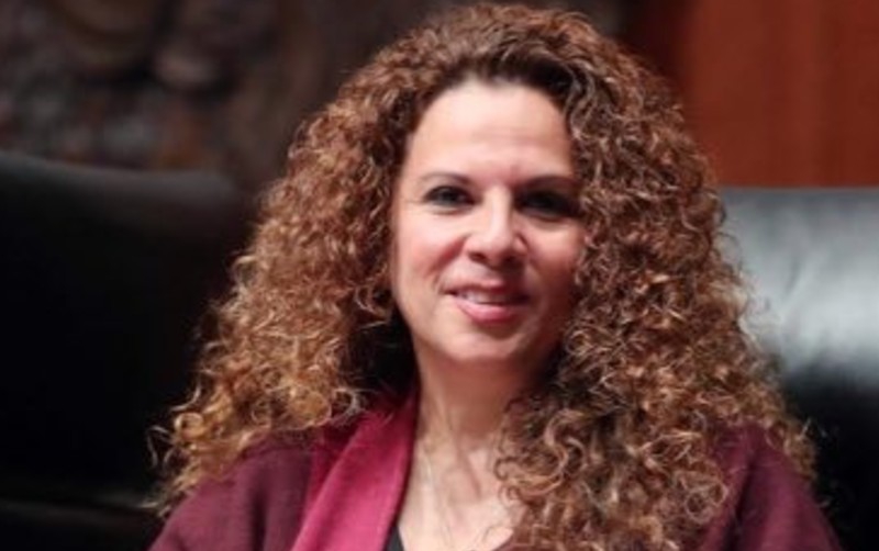 El papel de la mujer es fundamental dentro de la industria: Sen. Roció Abreu