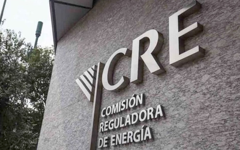En medio de denuncias, renuncia secretario ejecutivo de la CRE