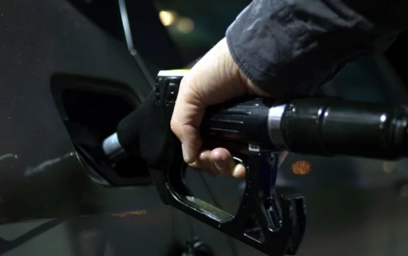 ¿Es realmente bueno usar aditivos en la gasolina?