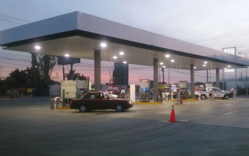 Estaciones de Servicio de Bandera Blanca en desventaja regulatoria y comercial