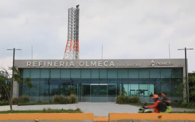 Exportaciones de Pemex caen 44% en 2025; explora mercados en Asia y Europa