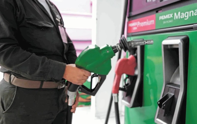 Gasolina en EU abre 2023 al alza; en México se mantiene sin cambios