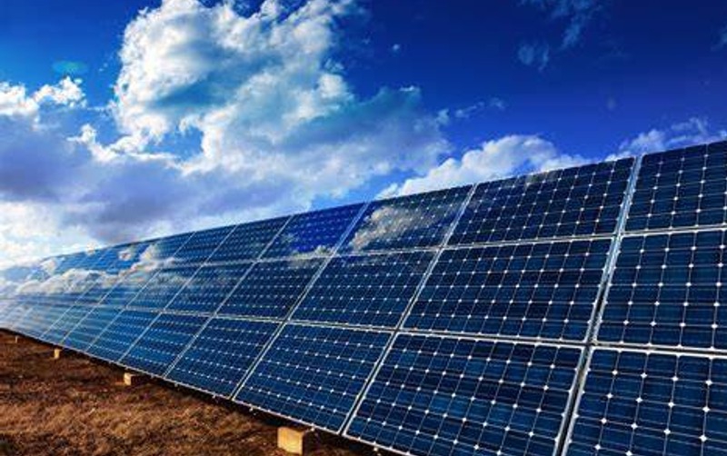 Gobierno instalará paneles solares en la frontera para exportar energía a Estados Unidos: AMLO