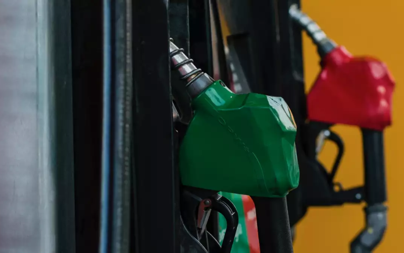 Hacienda elimina estímulo general al IEPS para combustibles esta semana