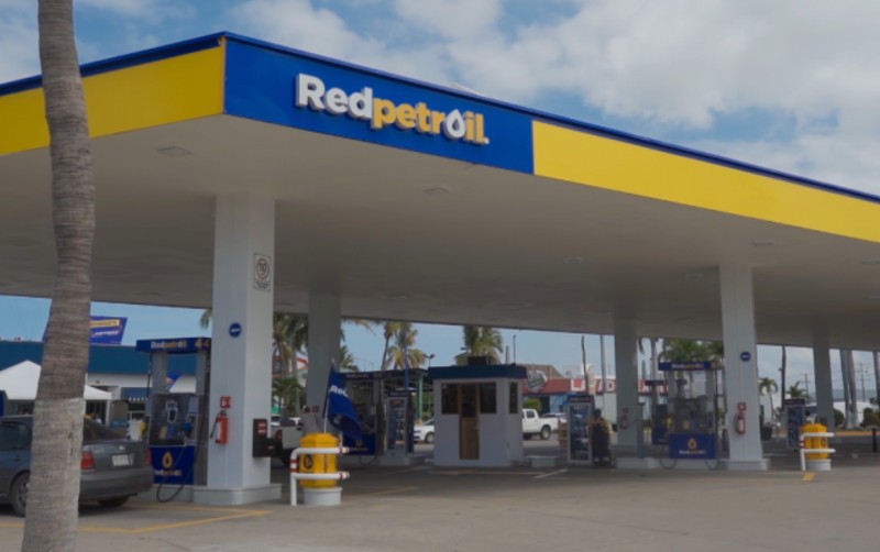 Inauguran Gasolinera RedPetroil Rafael Buelna