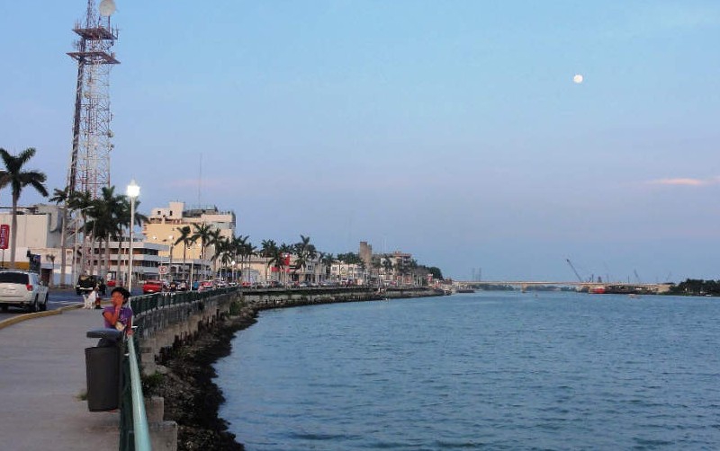 Iniciativa privada planea 7 proyectos de fluidos energéticos para el puerto de Tuxpan
