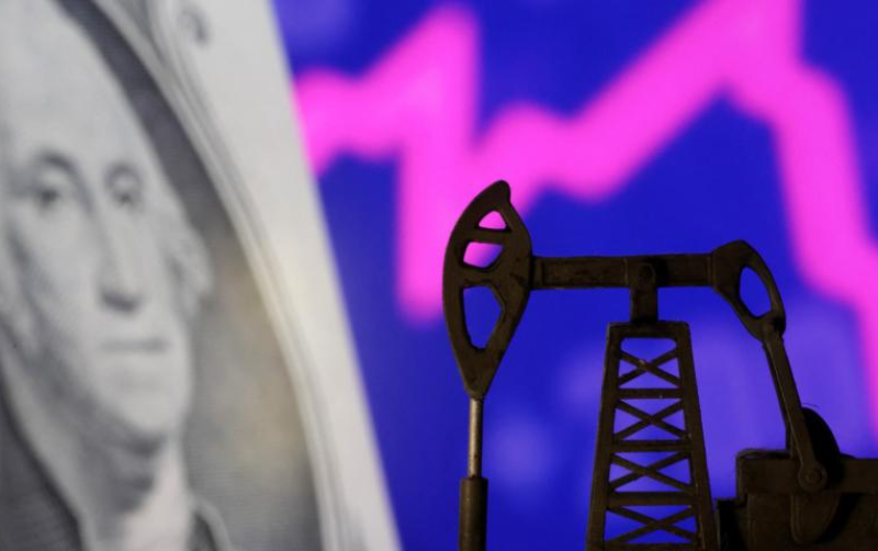 La OPEP+ acelera el aumento de s producción y los precios del petróleo se desploman 6%