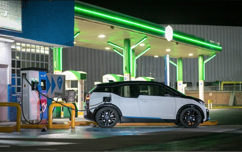 Las gasolineras ya piensan su modelo de negocios para vehículos eléctricos en México