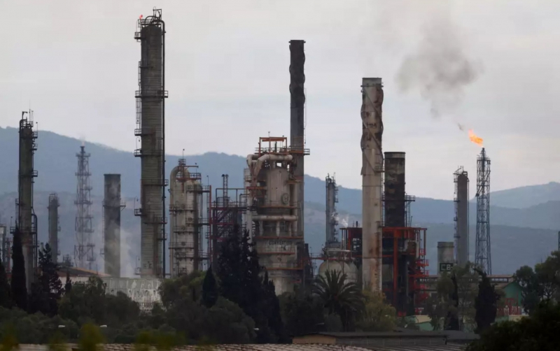 Las refinerías estadounidenses disminuyen su consumo de combustóleo mexicano