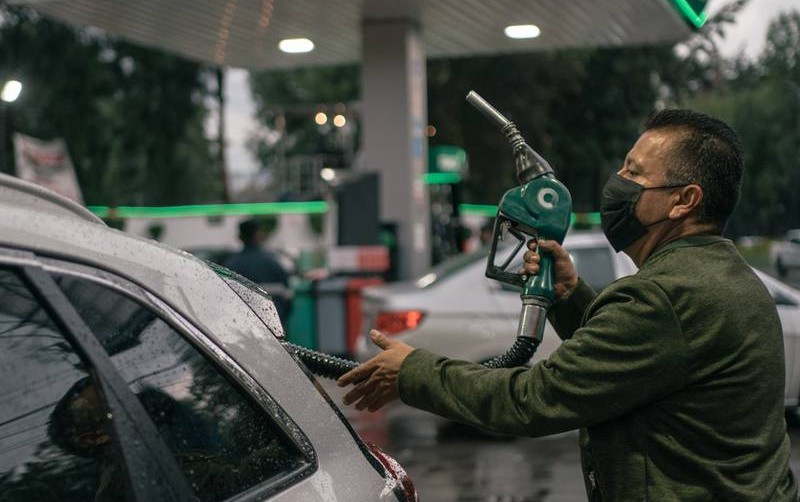 Más de 200 gasolineras abandonan la marca de Pemex
