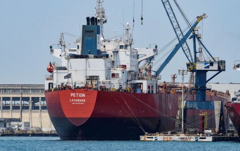 México supera a Rusia como proveedor clave de petróleo a Cuba