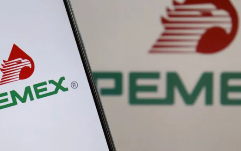 Moodys advierte riesgo crediticio en Pemex bajo el gobierno de Sheinbaum