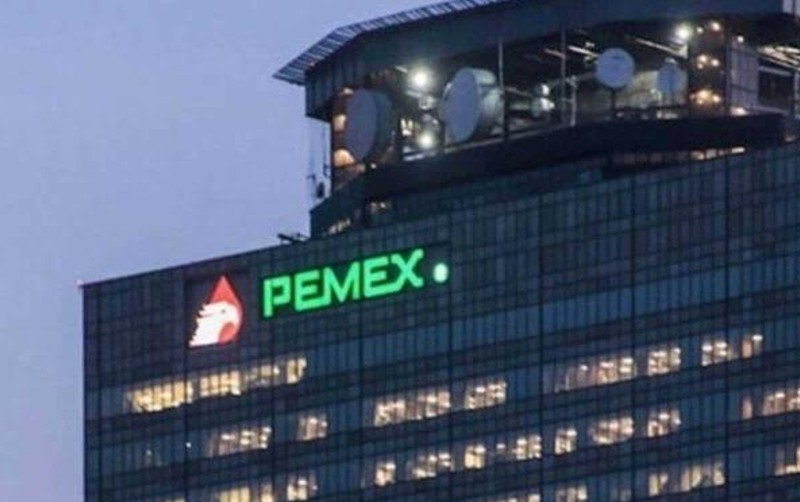 Ofrece Pemex eliminar quema de petróleo y gas