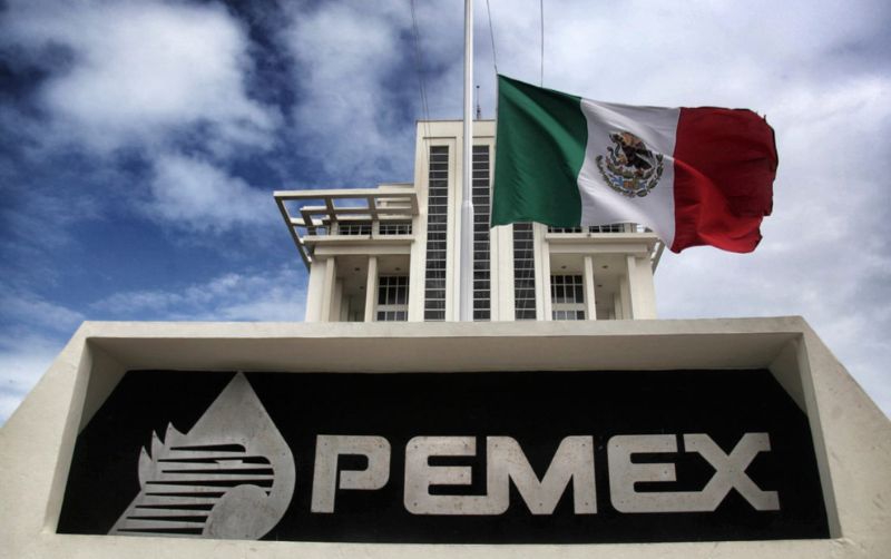 Pemex lideró las aprobaciones de permisos para expendio al público durante el mes de abril