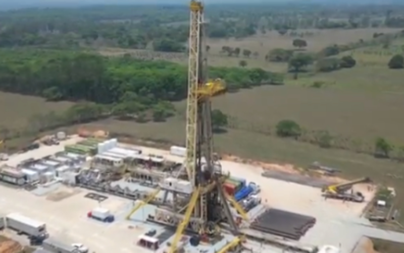 Pemex no detiene la caída en producción: México se encamina a ser importador neto de hidrocarburos, advierte la AIE