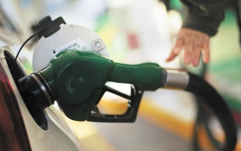 ¿Por qué la gasolina en México está más cara que nunca?