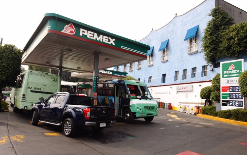 Precios de gasolinas de Pemex, variables según región