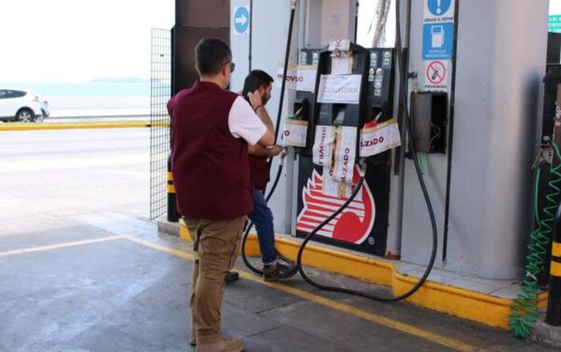 Profeco y ASEA clausuran seis estaciones de servicio en Veracruz