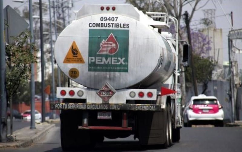 Prometen dejar petróleo en México, pero crece exportación 7%
