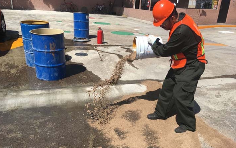 Realizan simulacros en 56 gasolineras de CDMX
