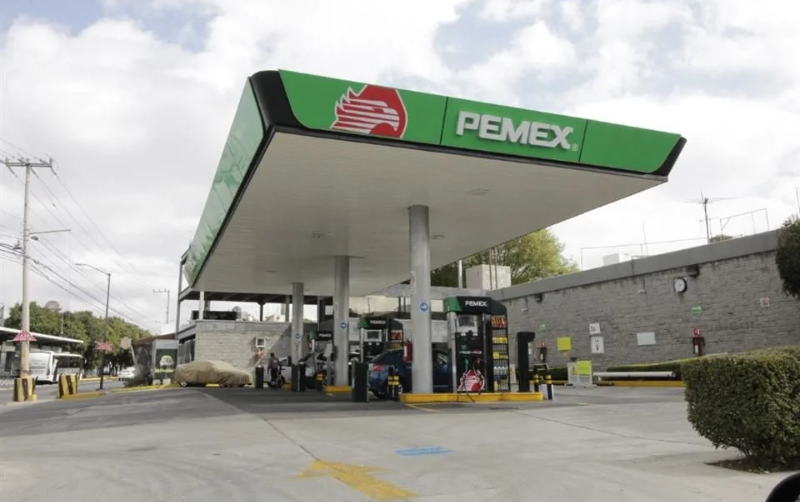 Rebasan puntos ilegales a gasolineras en México
