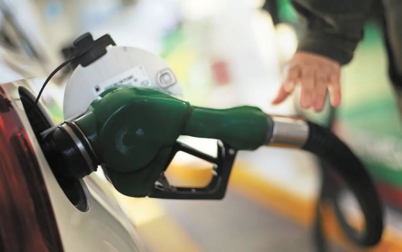Recaudación del IEPS a gasolinas hiló en abril seis meses en terreno positivo