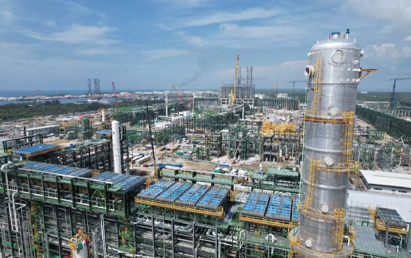 Refinería Dos Bocas produce gasolina al 3% de su capacidad por retrasos