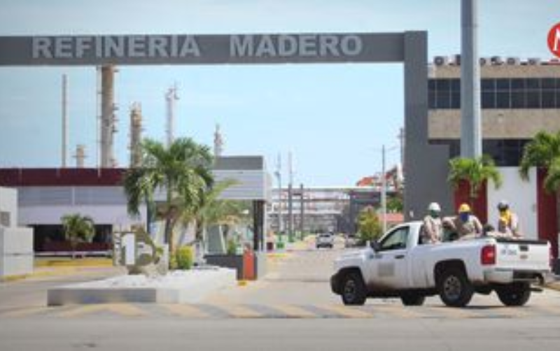 Refinería Madero reduce en octubre producción de petrolíferos contaminantes