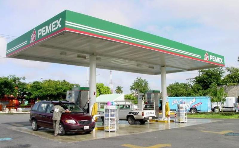 Reportan normalización de abasto de gasolina en Monterrey