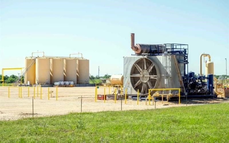 Repuntan 4% precios del petróleo tras pausa de aranceles