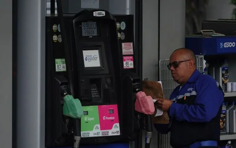 Repuntan ingresos por gasolinas en 2025, ¿Cuánto se ha recaudado con el IEPS?