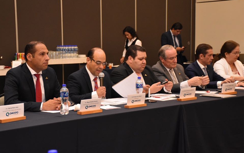 Roberto Díaz de León reelegido como Presidente de Onexpo