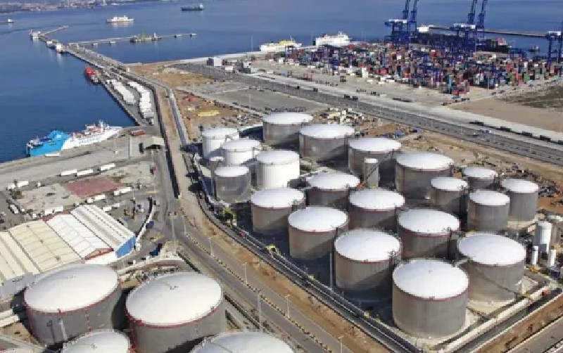 SENER no renueva tres permisos de importación de petrolíferos
