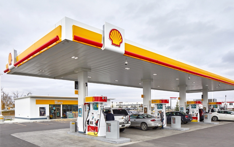 Shell pisa el acelerador y llega a su estación # 100