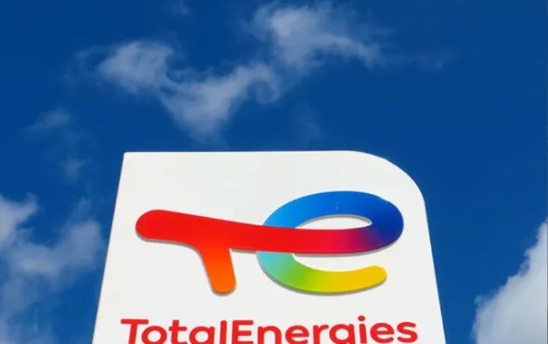 TotalEnergies y SINOPEC unen fuerzas para producir combustible para aviones sostenible