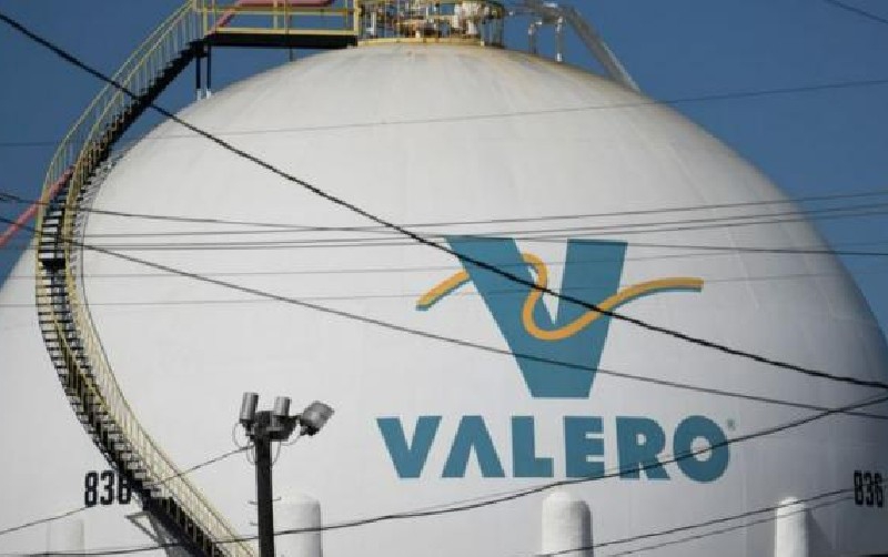 Valero Energy busca importar combustible a México para abastecer demanda futura