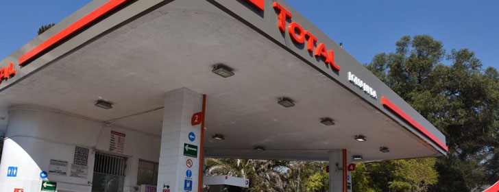 La petrolera francesa Total abre su primera gasolinera en México