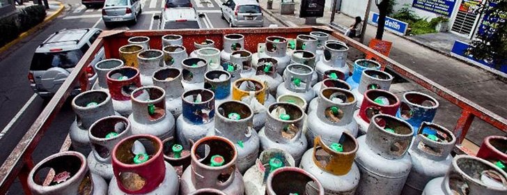 Libera Pemex también la carga de gas LP