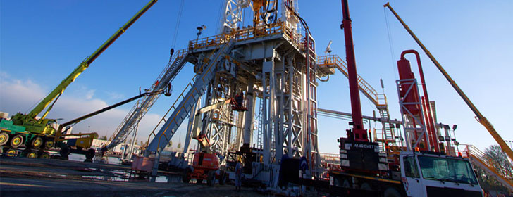 Precio del petróleo se impulsa por reducción en equipos de perforación en EU